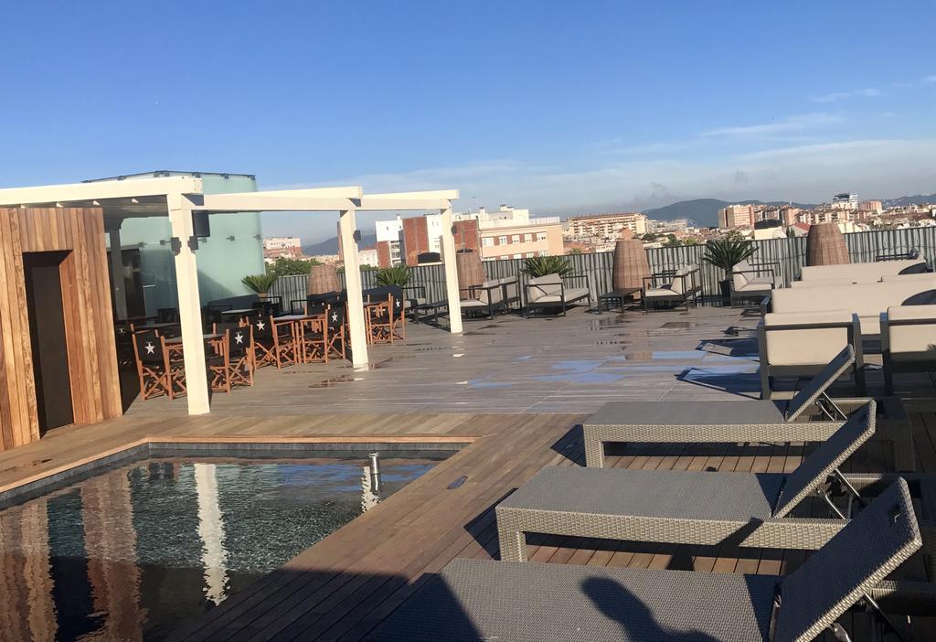 Hotel Urpi Сабадел Екстериор снимка